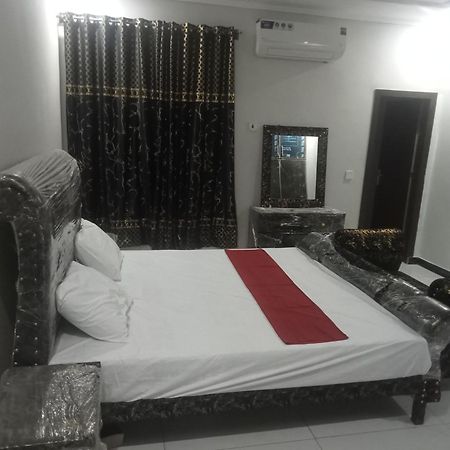 Ryazm Guest House 라왈핀디 외부 사진